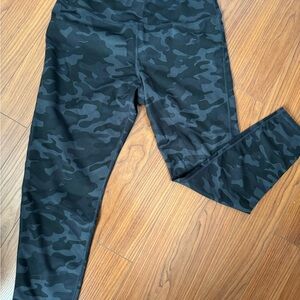 Danskin Black and Gray Leggings with Elastic Waistband